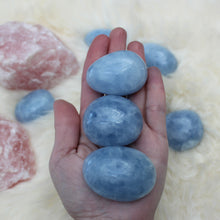Blue calcite pocket stone