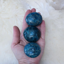Apatite pocket stone