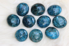 Apatite pocket stone