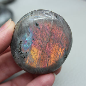 Labradorite pocket stone