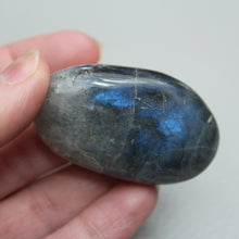 Labradorite pocket stone