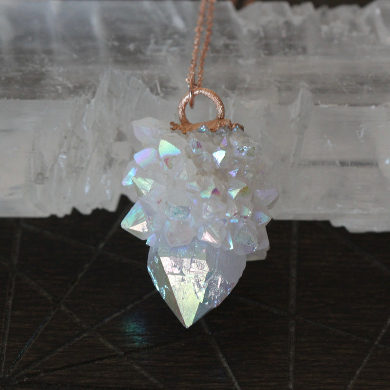 Angel Aura Quartz Crystal Necklace | Angelic Star Sacred Geometry - VOLTLIN