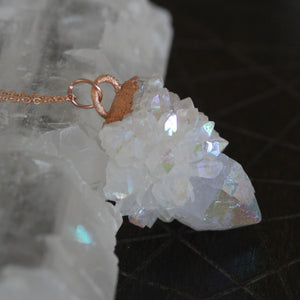 Aura spirit quartz pendant