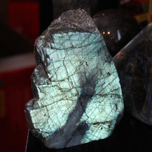 Labradorite freeform