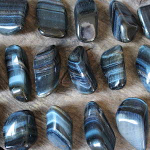 Blue tigers eye tumblestone