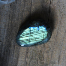 Labradorite palm stone